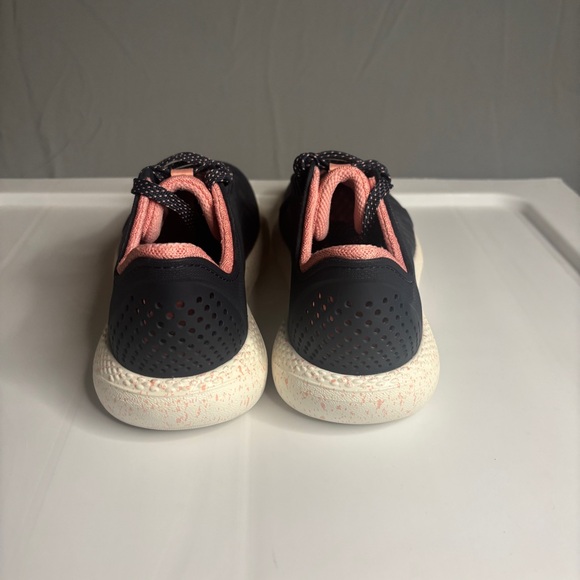 CROCS Women's Black and Pink Athletic Sneakers - Picture 4 of 8